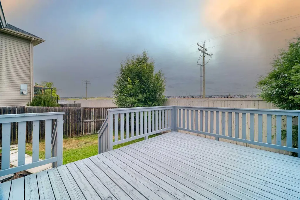 130 Somerglen Way SW Calgary AB T2Y 4B2