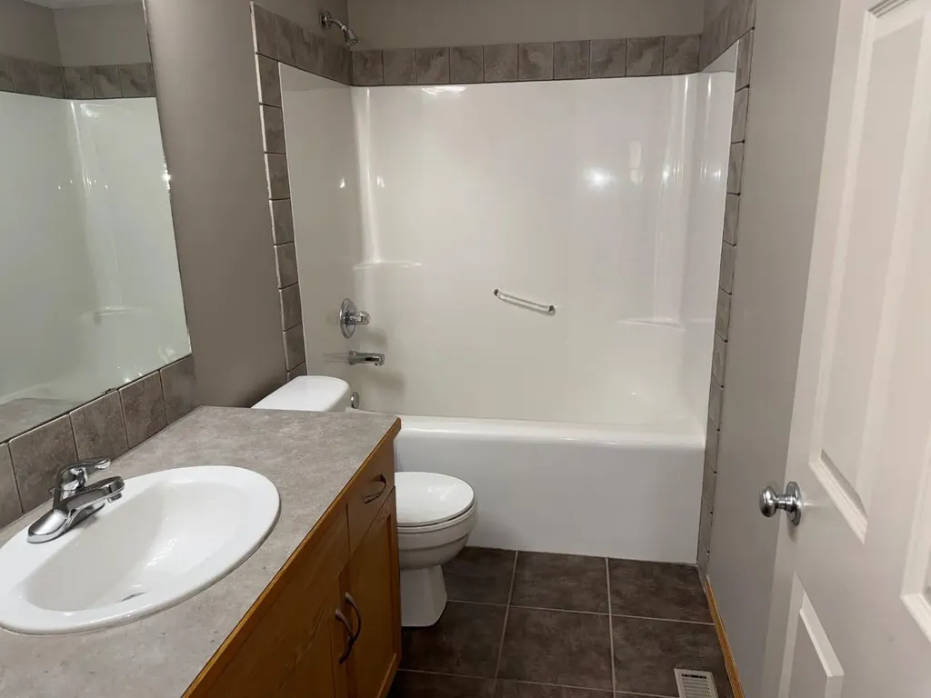 40 Micmac Court W Lethbridge AB T1K 7P9