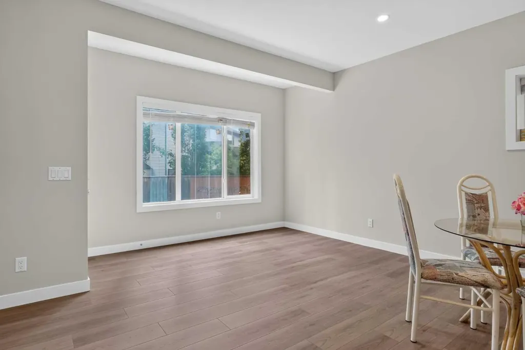 27 Pantego Avenue NW Calgary AB T3K 0C4