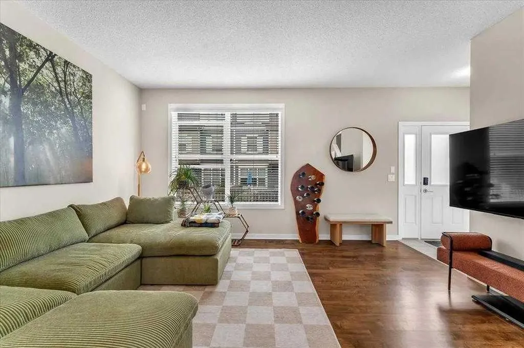 10 Auburn Bay Avenue SE Calgary AB T3M0P7