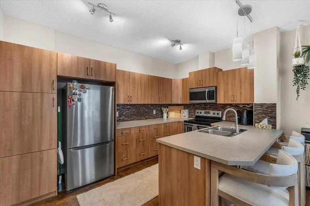 10 Auburn Bay Avenue SE Calgary AB T3M0P7