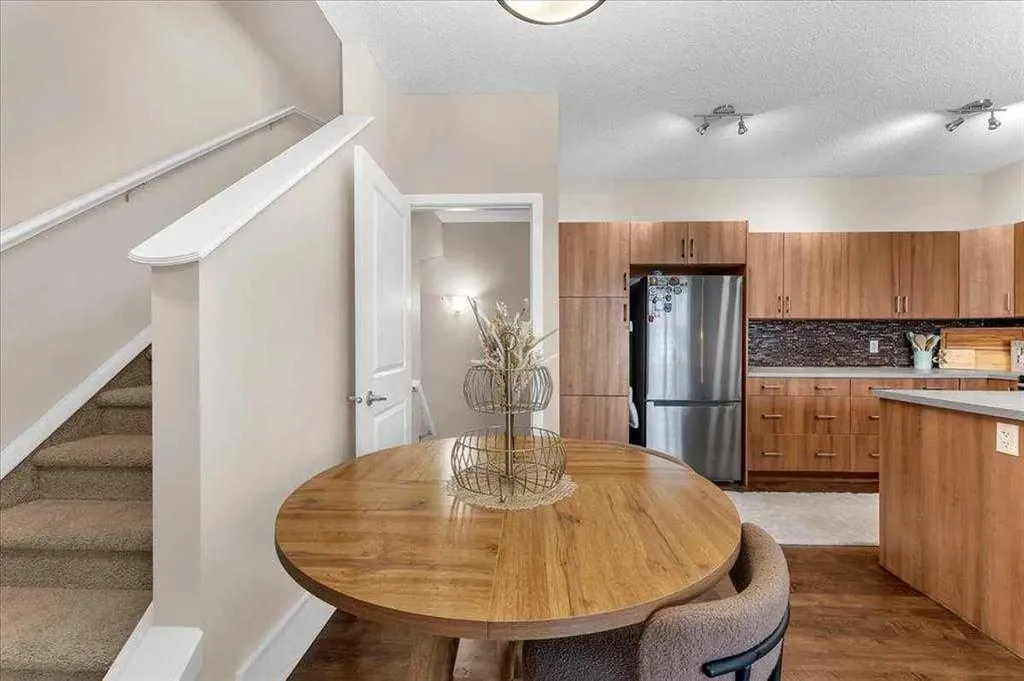 10 Auburn Bay Avenue SE Calgary AB T3M0P7