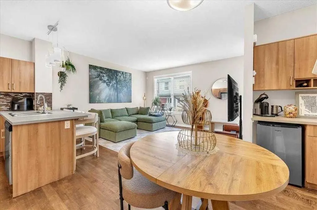 10 Auburn Bay Avenue SE Calgary AB T3M0P7