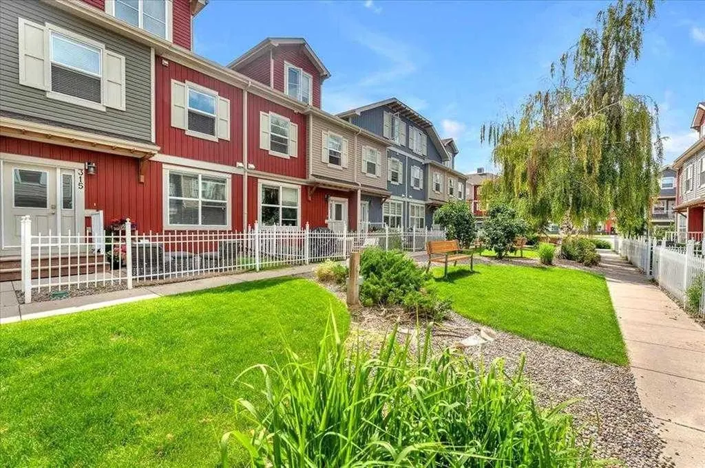 10 Auburn Bay Avenue SE Calgary AB T3M0P7