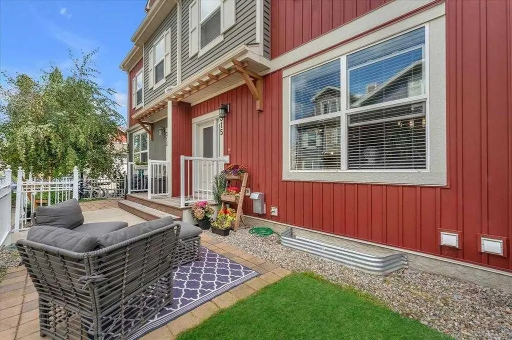 10 Auburn Bay Avenue SE Calgary AB T3M0P7