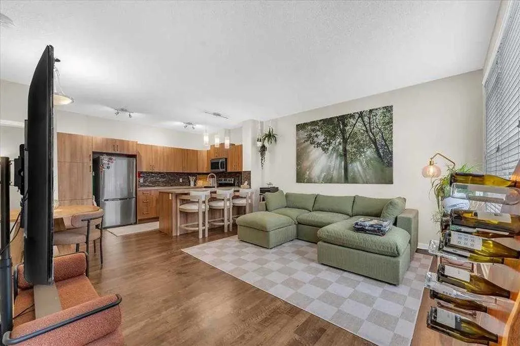10 Auburn Bay Avenue SE Calgary AB T3M0P7
