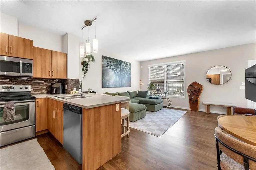 10 Auburn Bay Avenue SE Calgary AB T3M0P7