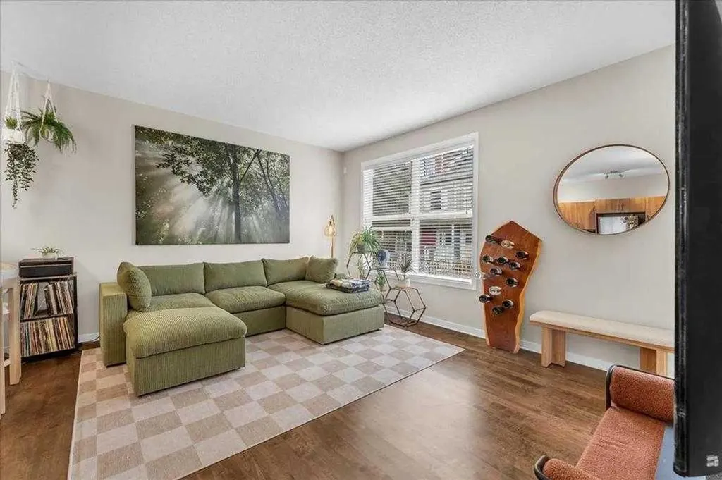 10 Auburn Bay Avenue SE Calgary AB T3M0P7