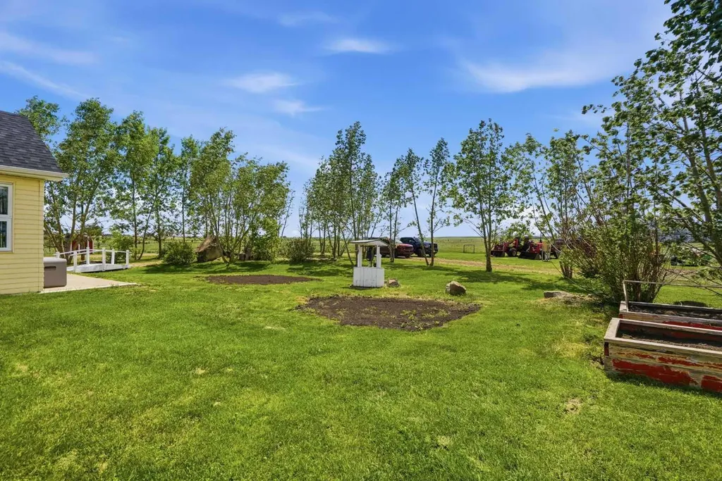 245169 Range Road 271 Rural Rocky View County AB T1Z0V9