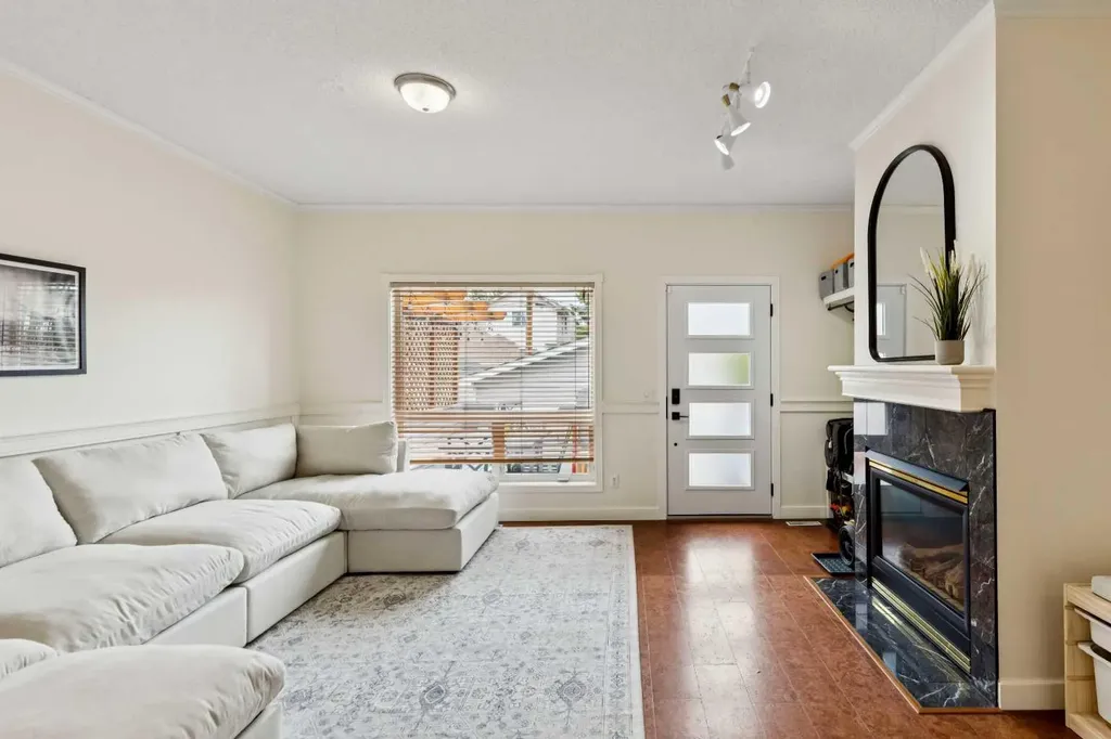 718 53 Avenue SW Calgary AB T2V0C3