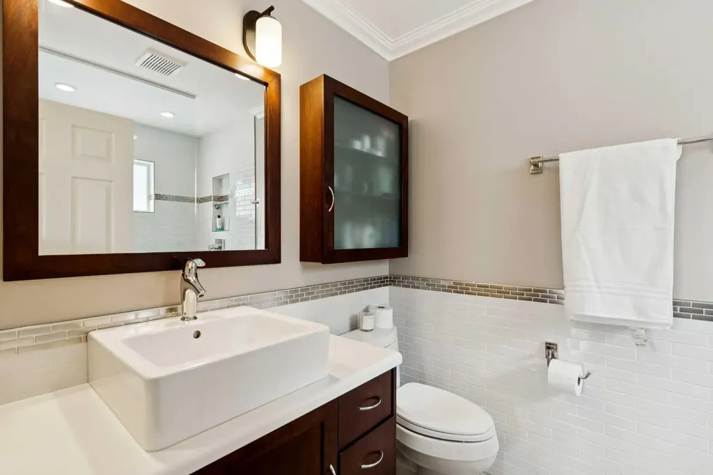 718 53 Avenue SW Calgary AB T2V0C3