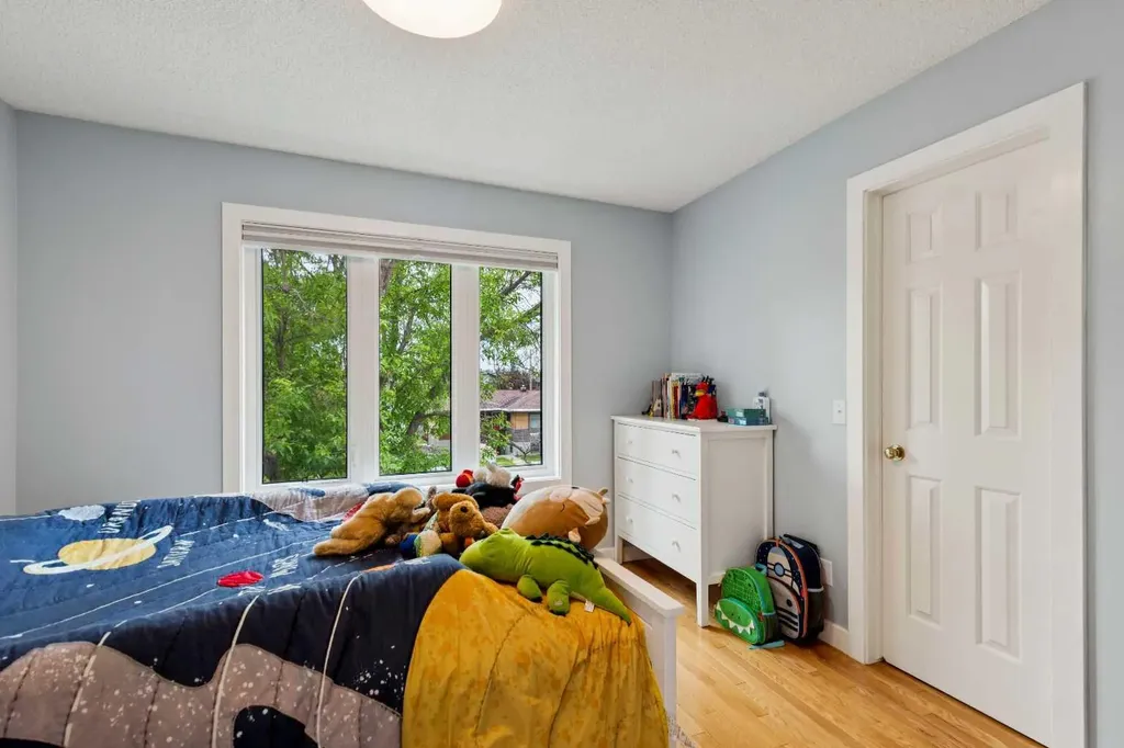 718 53 Avenue SW Calgary AB T2V0C3