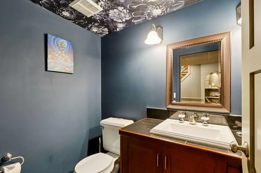 718 53 Avenue SW Calgary AB T2V0C3