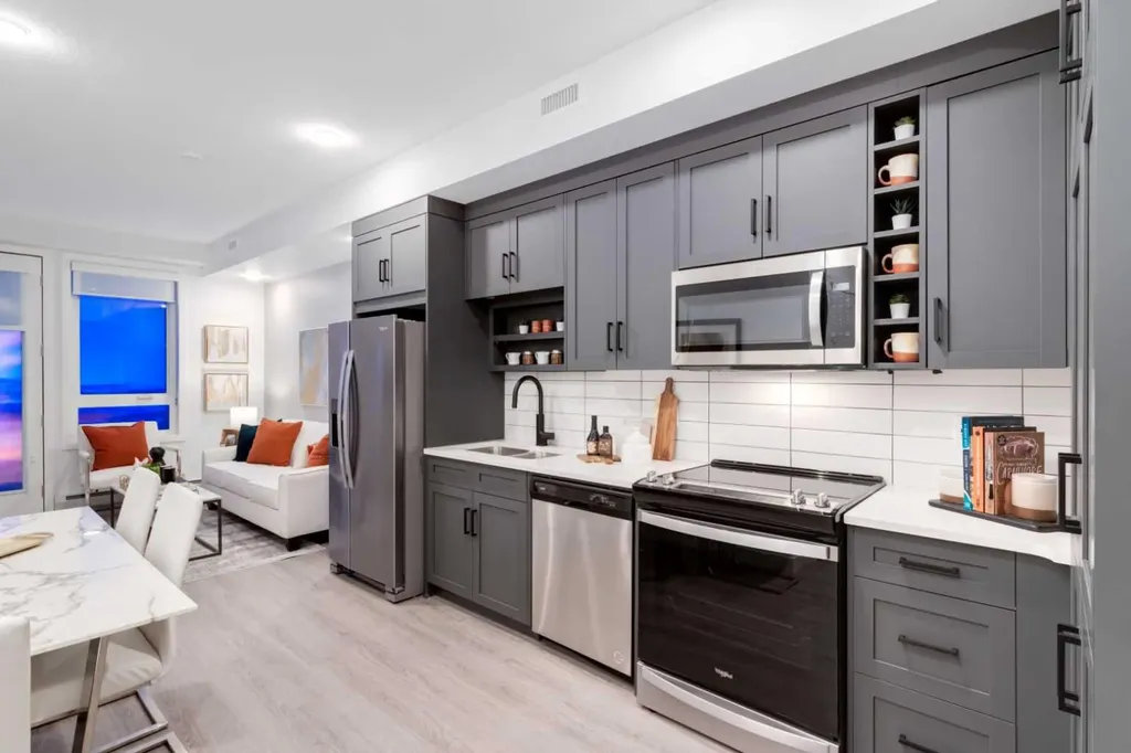 3107 Warren Street NW Calgary AB T3B 6N7