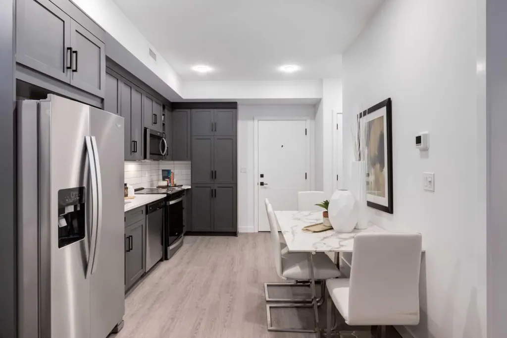 3107 Warren Street NW Calgary AB T3B 6N7