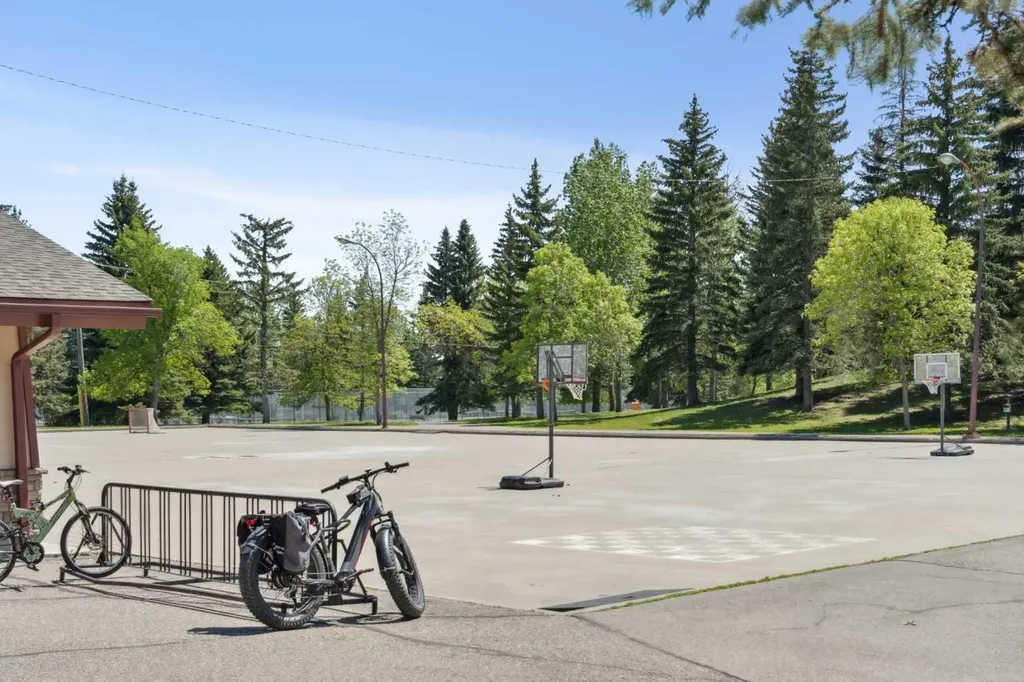 15304 Bannister Road SE Calgary AB T2X 0M8