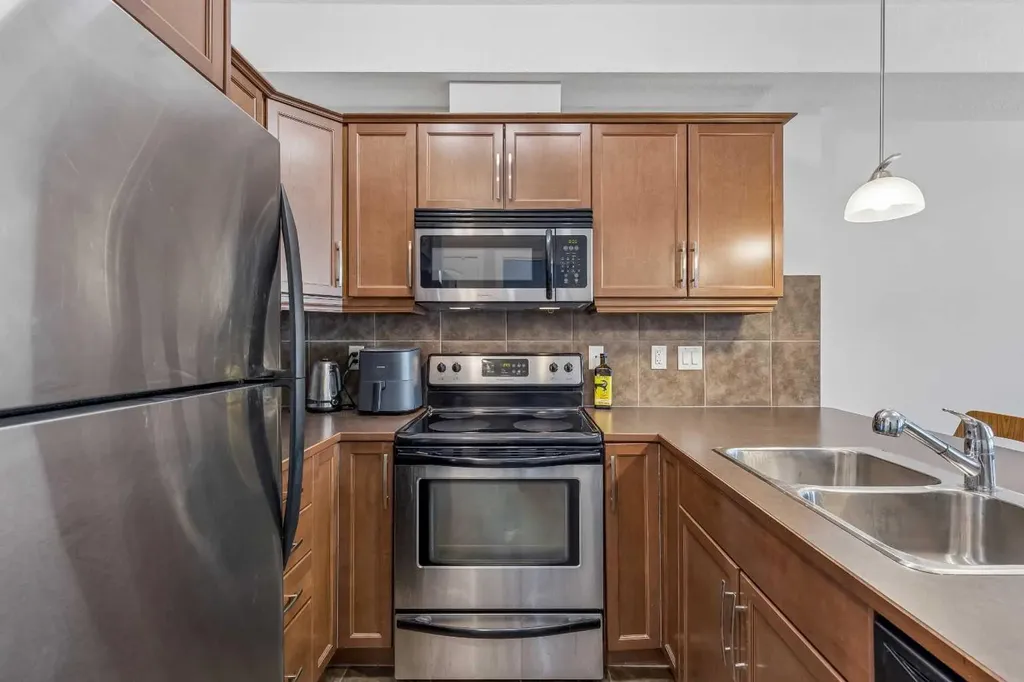 15304 Bannister Road SE Calgary AB T2X 0M8
