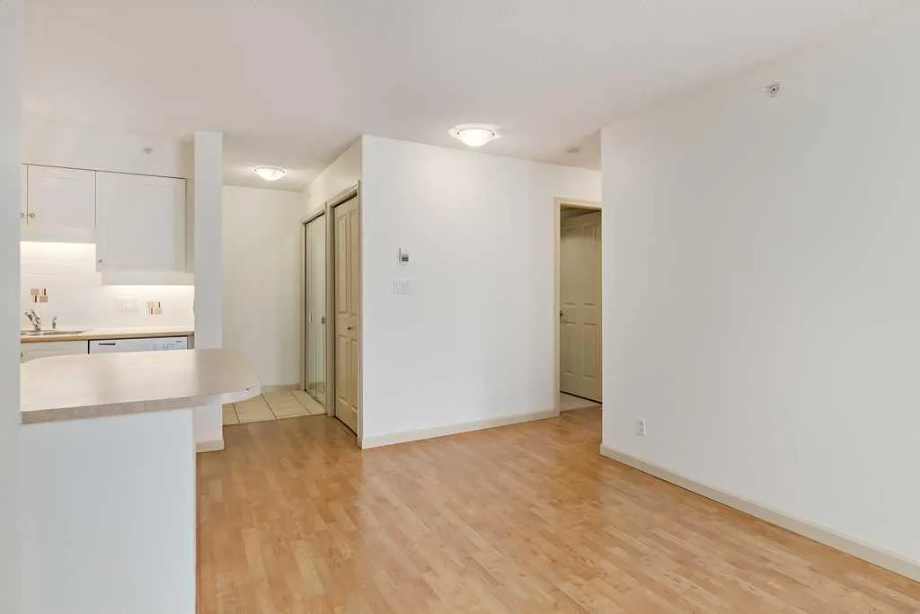 650 10 Street SW Calgary AB T2P 5G4