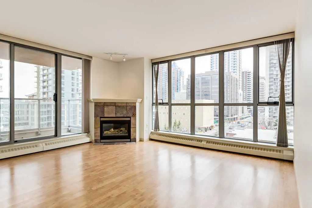 650 10 Street SW Calgary AB T2P 5G4