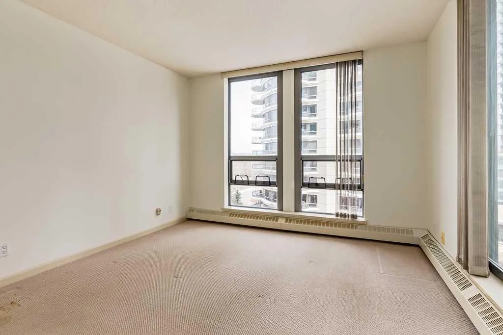 650 10 Street SW Calgary AB T2P 5G4