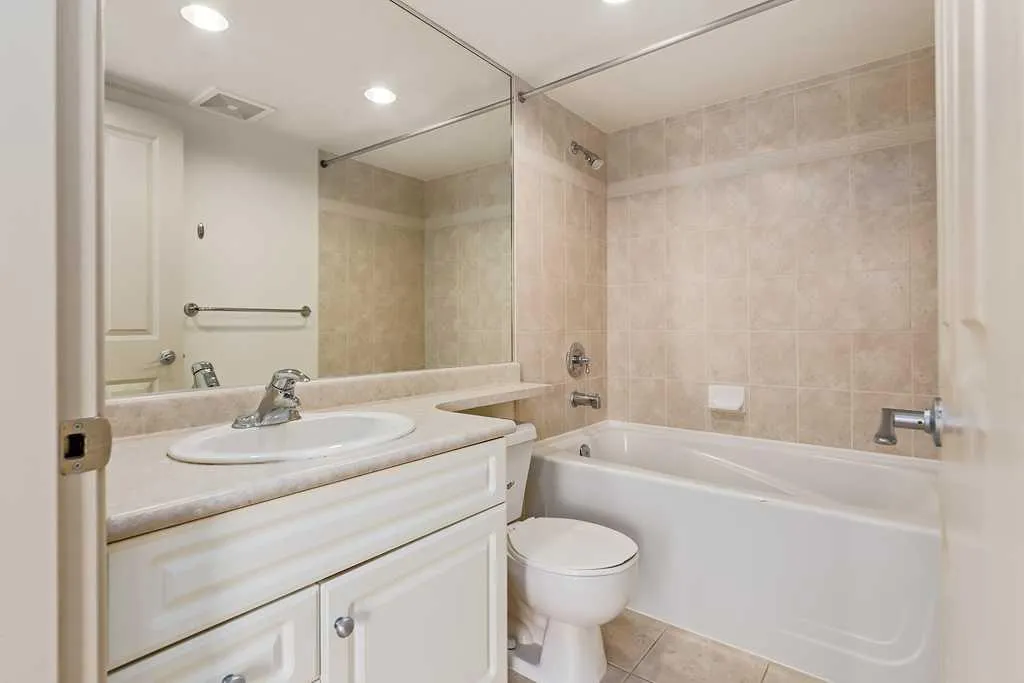 650 10 Street SW Calgary AB T2P 5G4