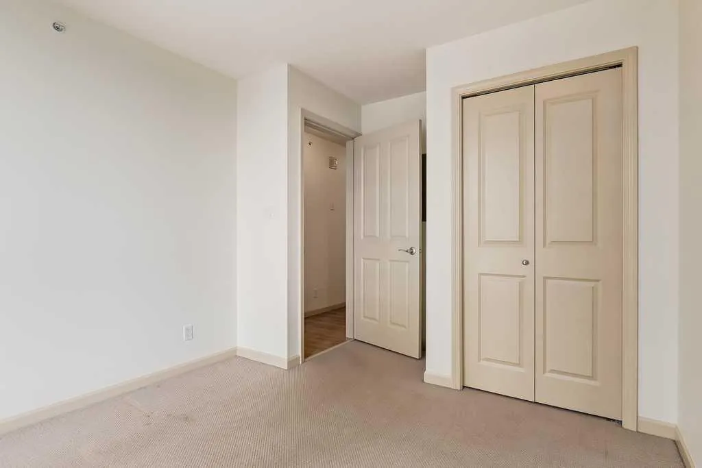 650 10 Street SW Calgary AB T2P 5G4