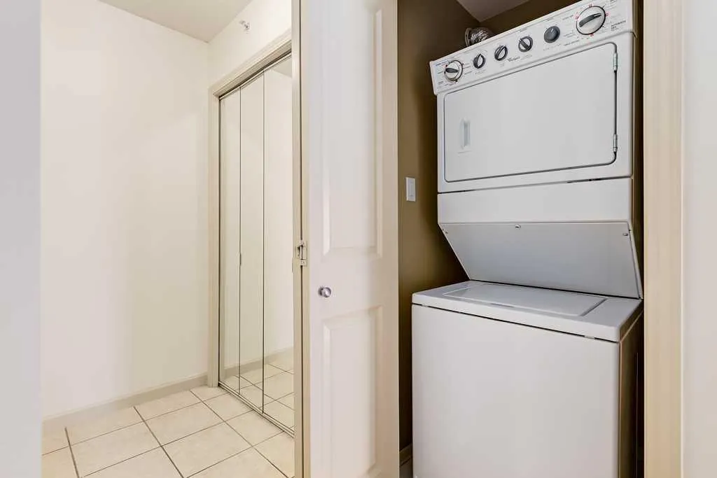 650 10 Street SW Calgary AB T2P 5G4