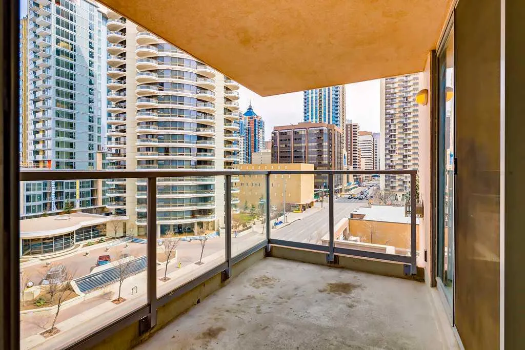 650 10 Street SW Calgary AB T2P 5G4