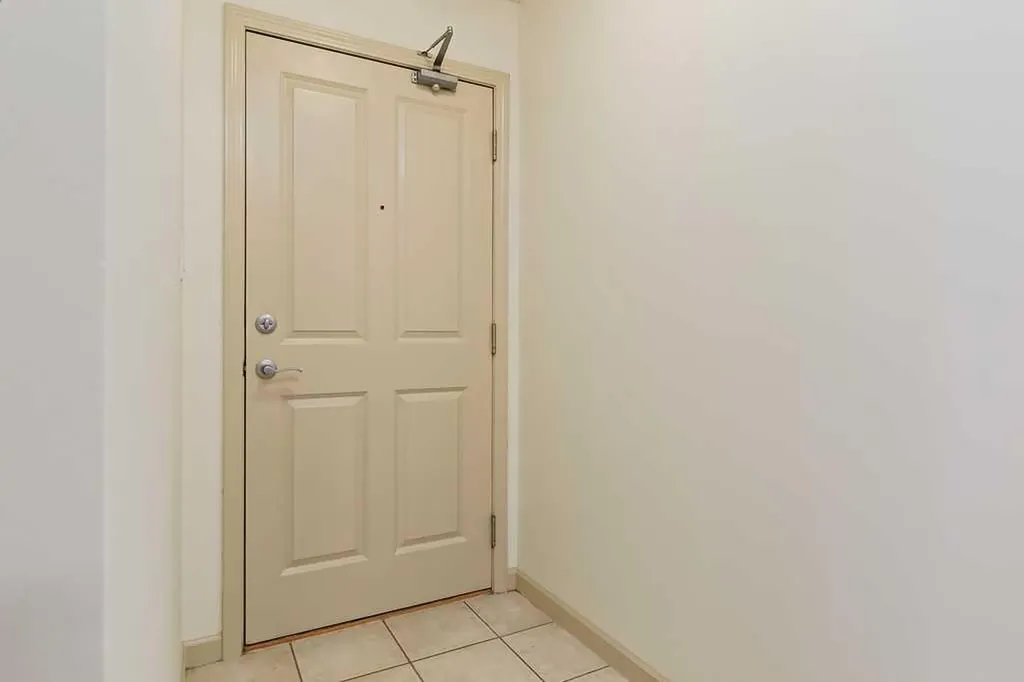 650 10 Street SW Calgary AB T2P 5G4