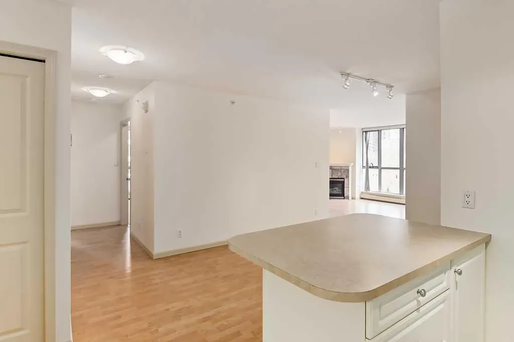 650 10 Street SW Calgary AB T2P 5G4