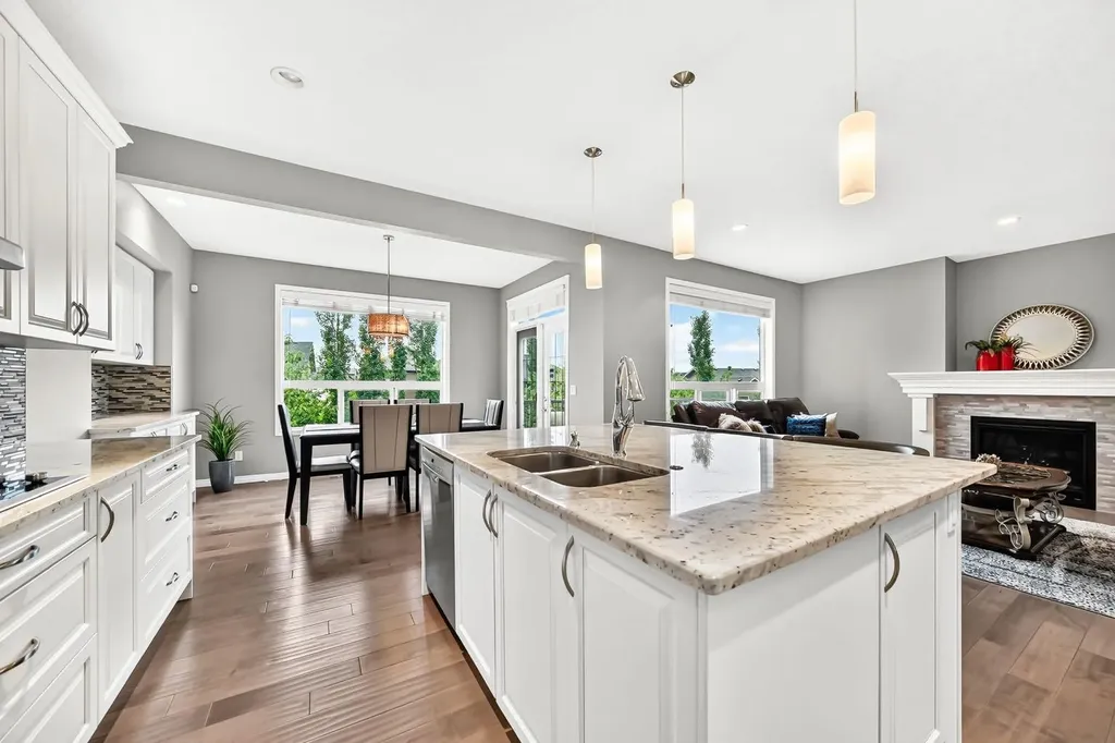 49 Nolanshire Green NW Calgary AB T3R 0P6
