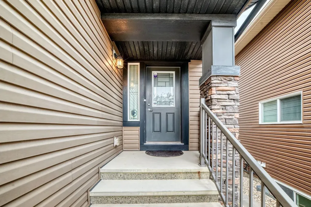49 Nolanshire Green NW Calgary AB T3R 0P6