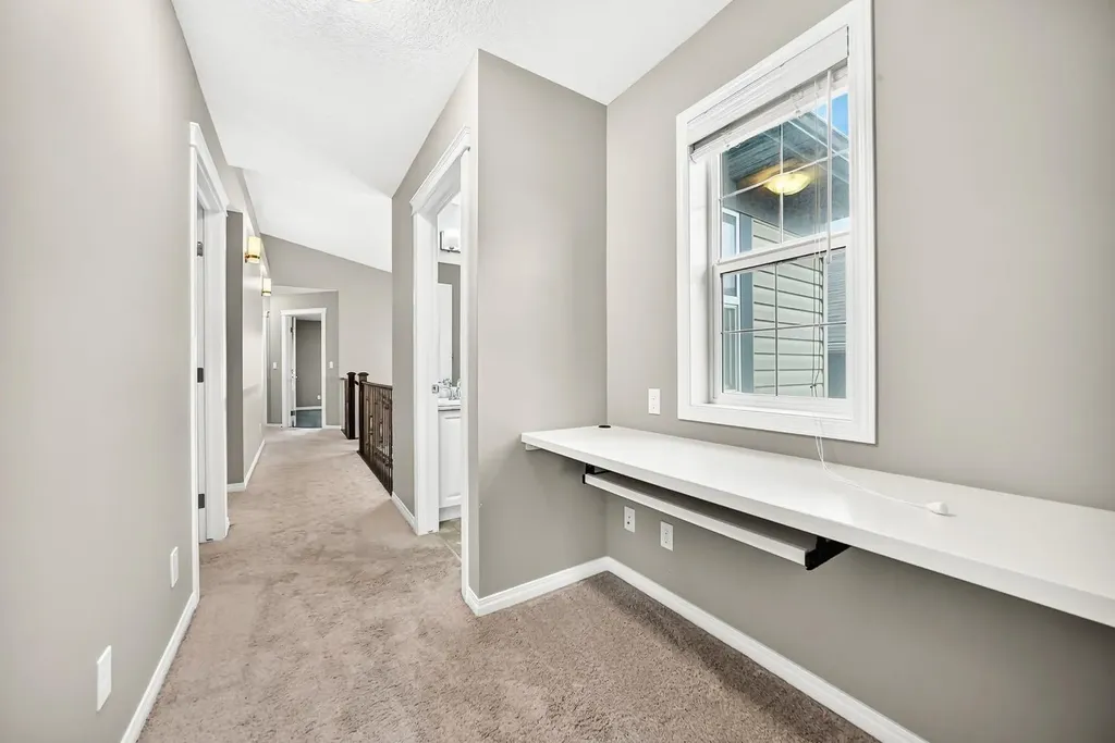 49 Nolanshire Green NW Calgary AB T3R 0P6