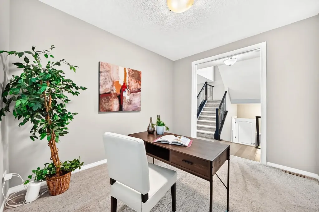 49 Nolanshire Green NW Calgary AB T3R 0P6