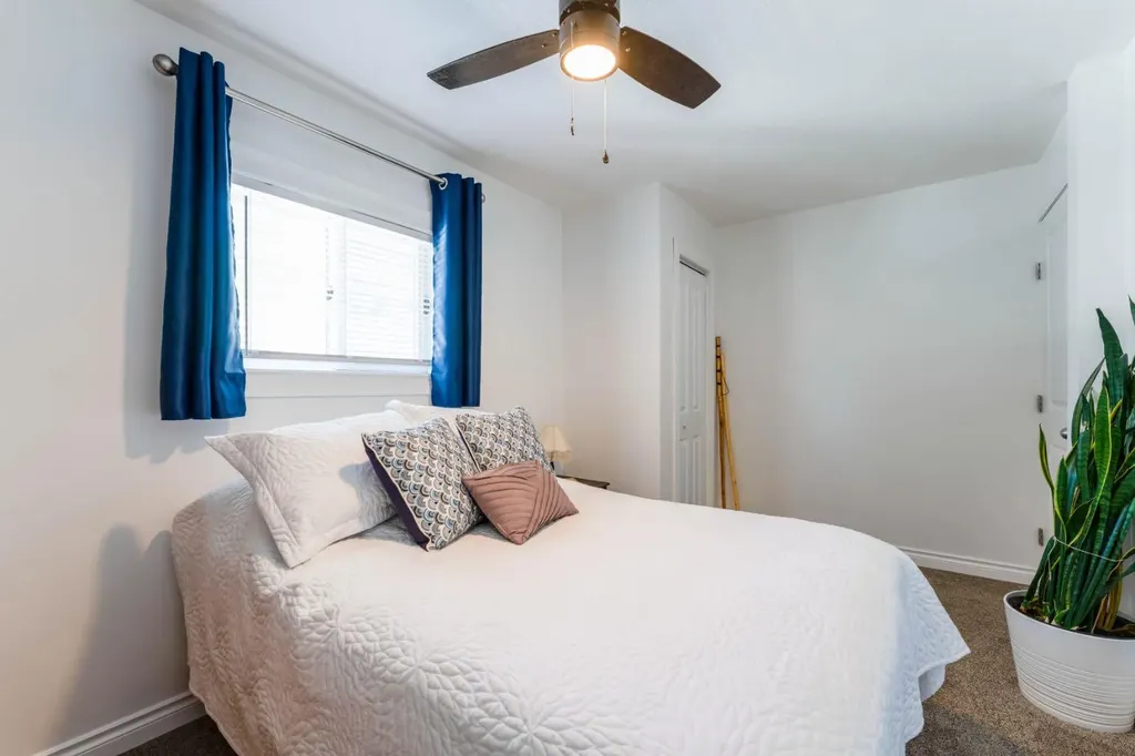551 Riverside Drive W Drumheller AB T0J0Y2