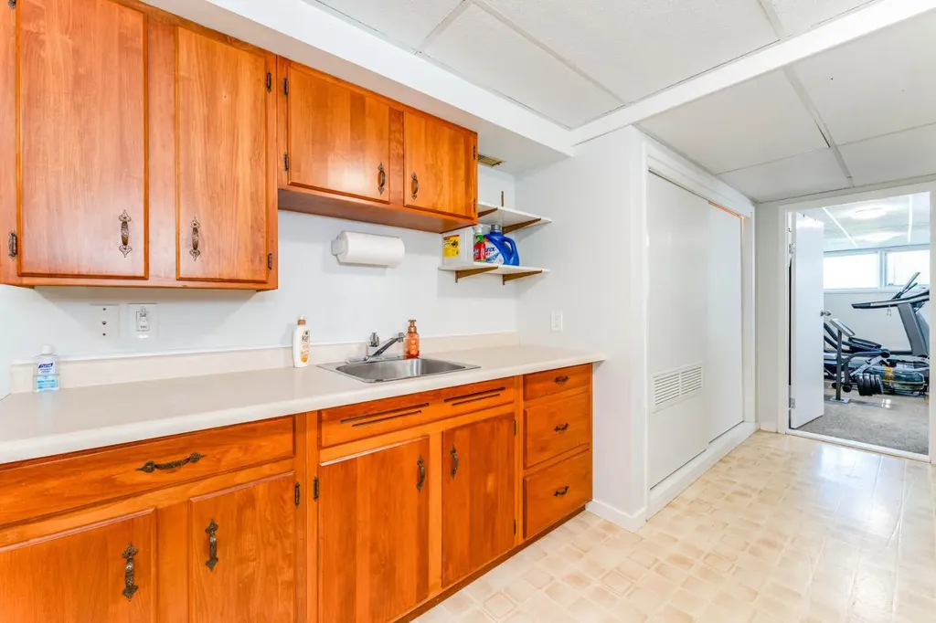 551 Riverside Drive W Drumheller AB T0J0Y2