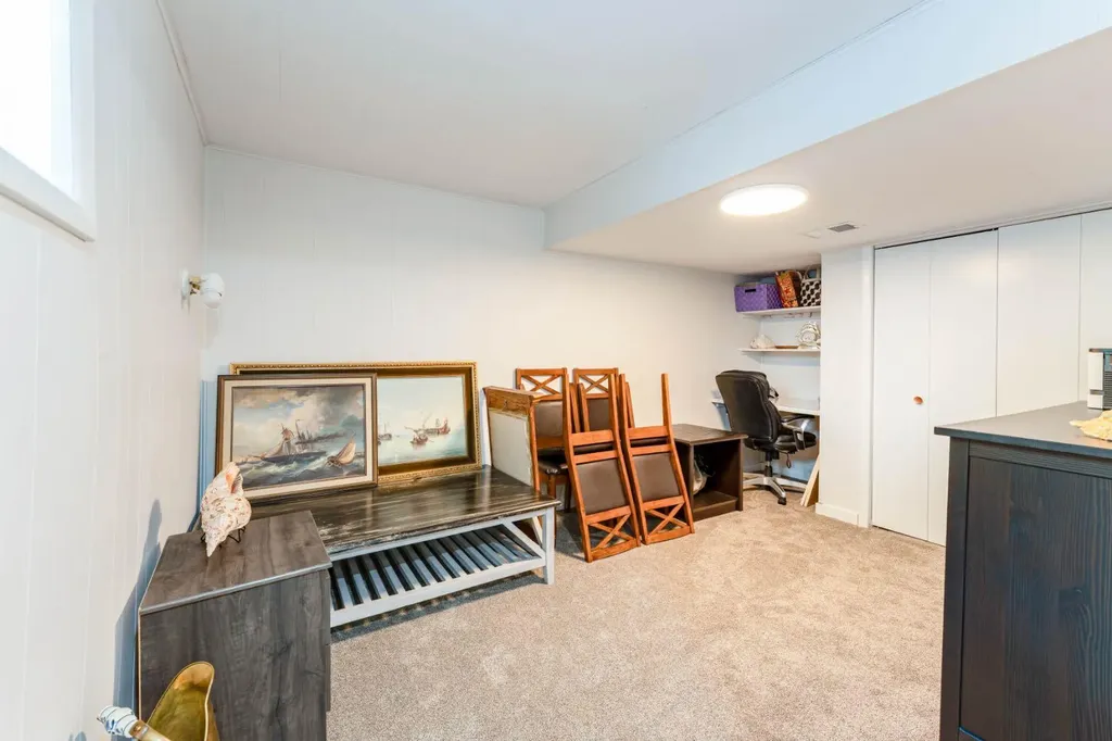 551 Riverside Drive W Drumheller AB T0J0Y2