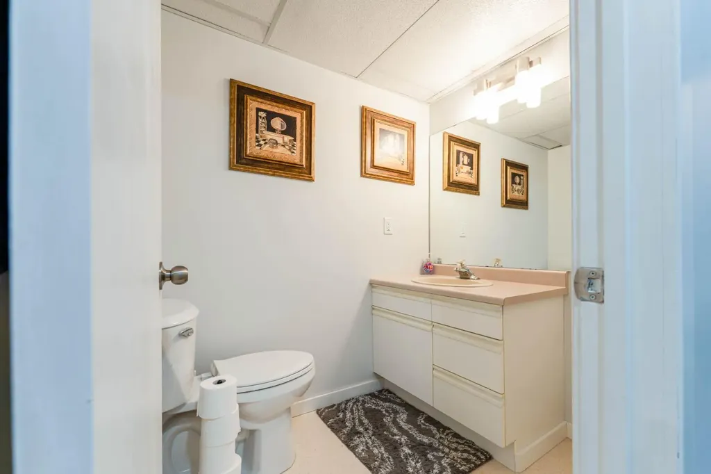 551 Riverside Drive W Drumheller AB T0J0Y2