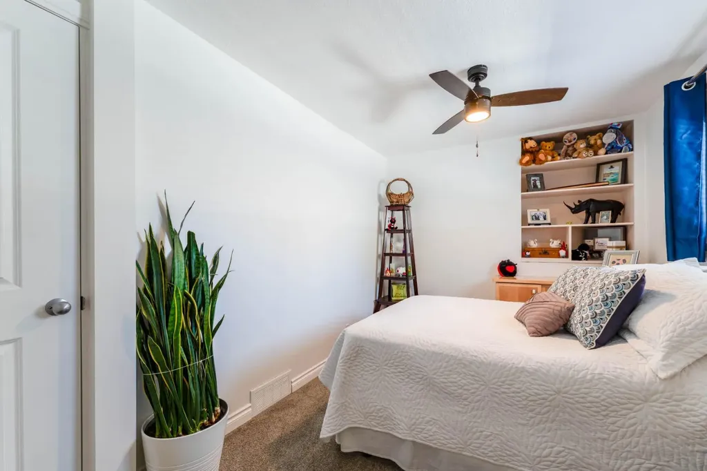 551 Riverside Drive W Drumheller AB T0J0Y2