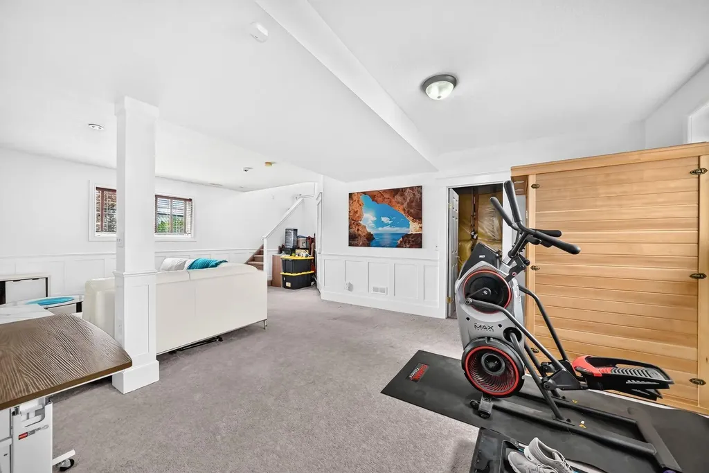 91 Panamount Gardens NW Calgary AB T3K 5V5