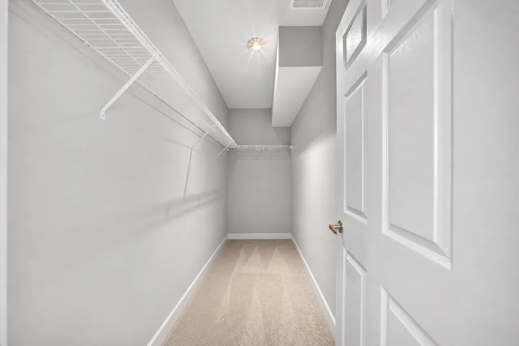 91 Panamount Gardens NW Calgary AB T3K 5V5