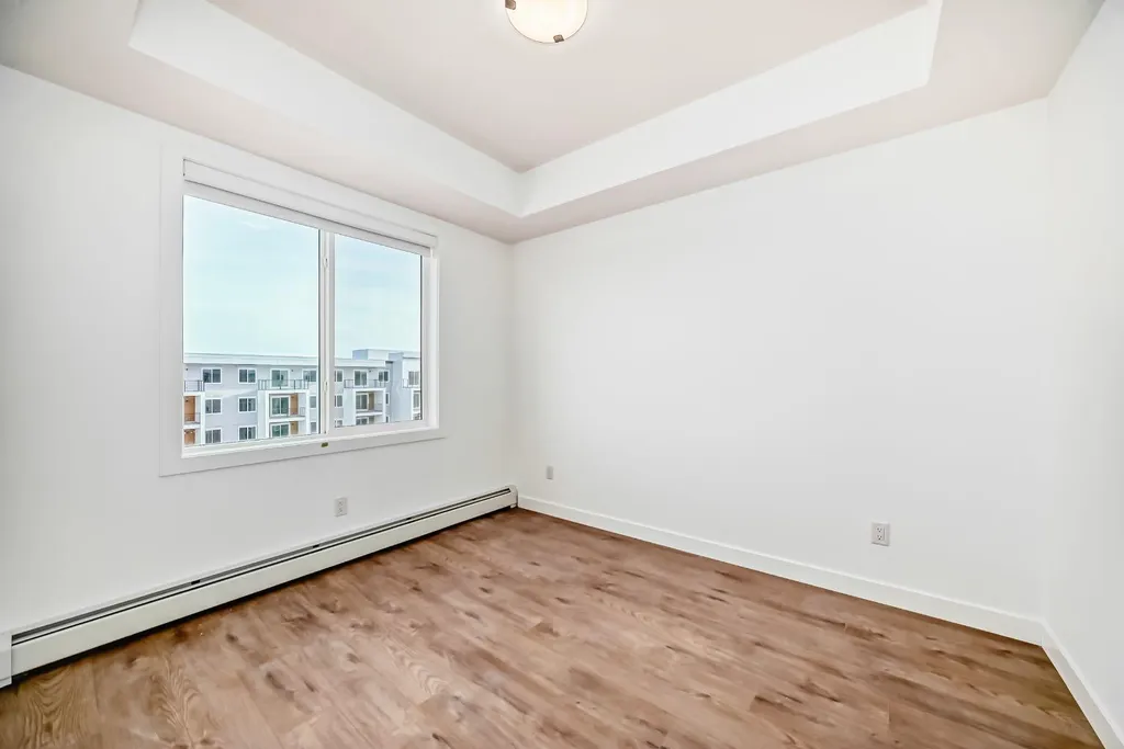 63 Corner Glen Crescent NE Calgary AB T3N2R6