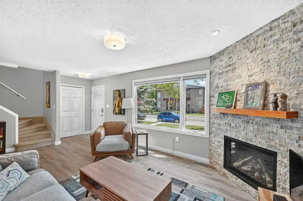 4673 20 Street SW Calgary AB T2T 6G4