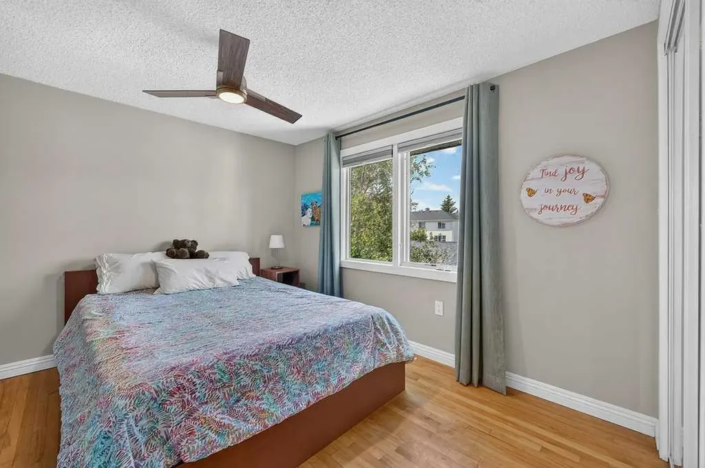 4673 20 Street SW Calgary AB T2T 6G4
