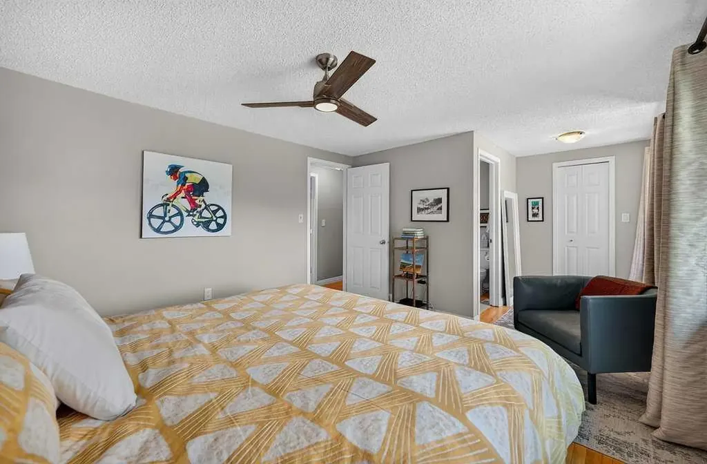 4673 20 Street SW Calgary AB T2T 6G4