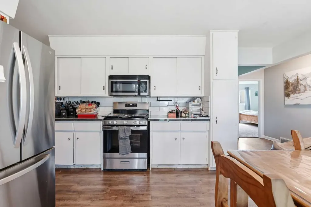 274006 Township Road 262 Rural Rocky View County AB T4Z 1H6
