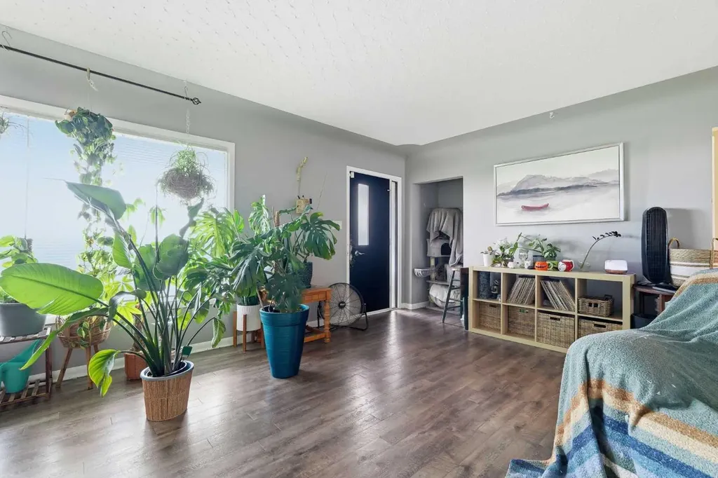 274006 Township Road 262 Rural Rocky View County AB T4Z 1H6