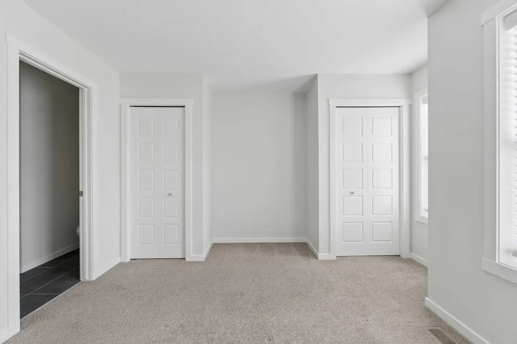 469 Cranbrook Square SE Calgary AB T3M 3E3