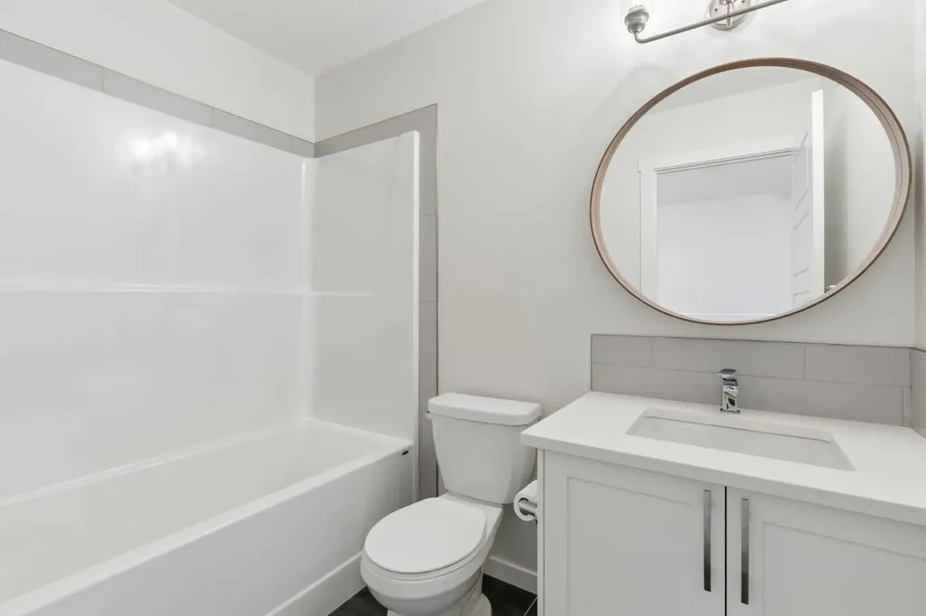 469 Cranbrook Square SE Calgary AB T3M 3E3