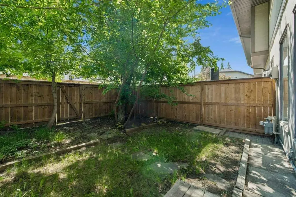 5019 46 Avenue SW Calgary AB T3E 6R1